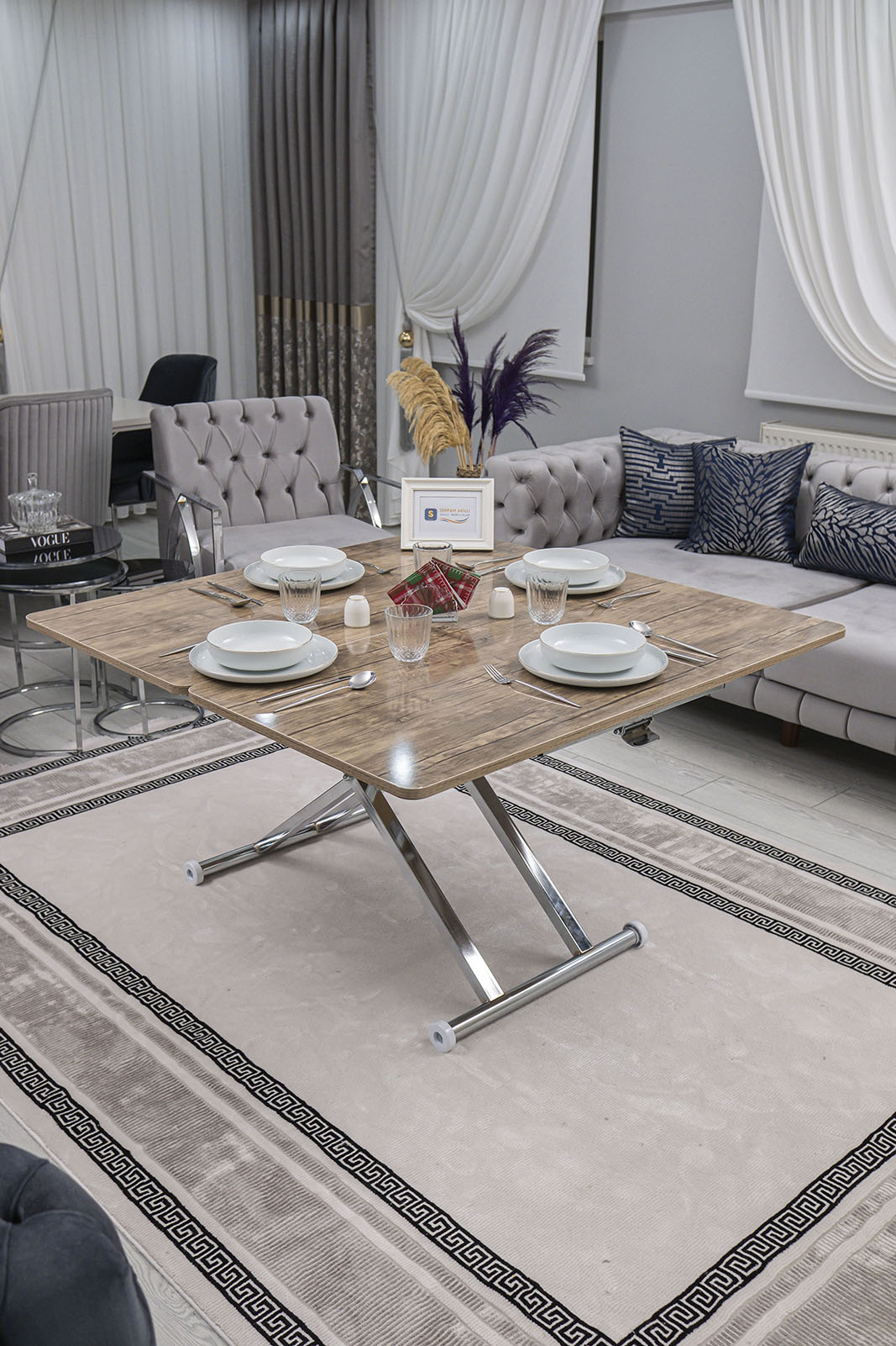 Home Akıllı Sehpa – Antiklayt MDF Üst & Krom Kaplama Metal Ayak