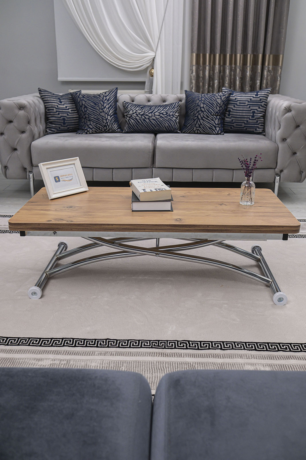 Juppo Smart Coffee Table – EfesCam MDF Top & Chrome Outwardly Curved Metal Legs