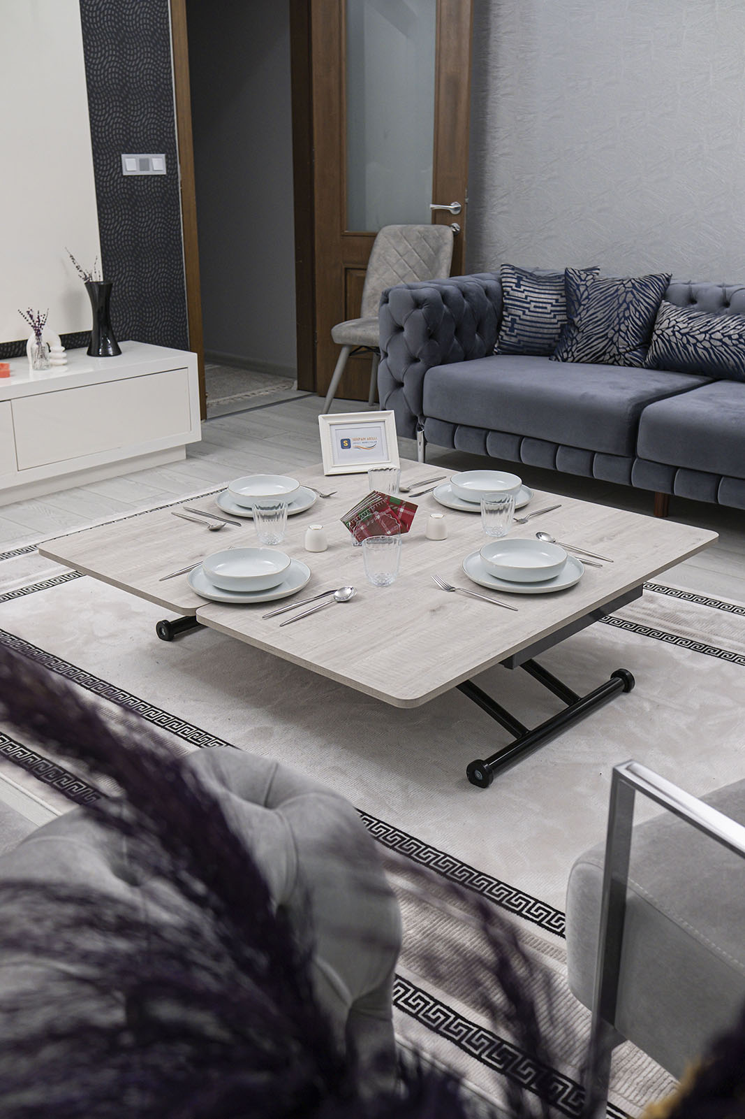 Juppo Smart Coffee Table – Lisbon MDF Top & Black Outward Curved Metal Legs