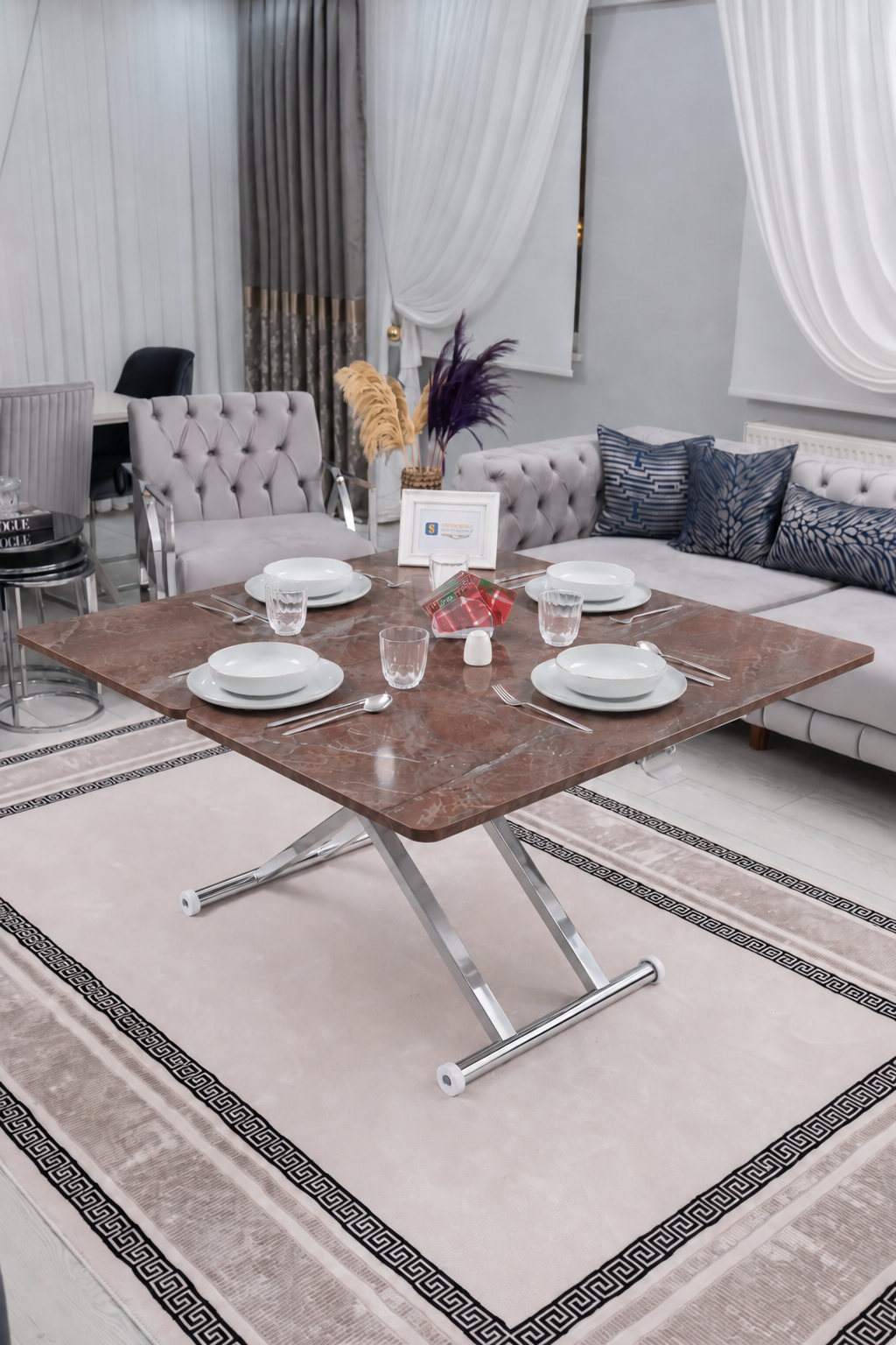 Home Akıllı Sehpa – VişneMermer MDF Üst & Krom Kaplama Metal Ayak