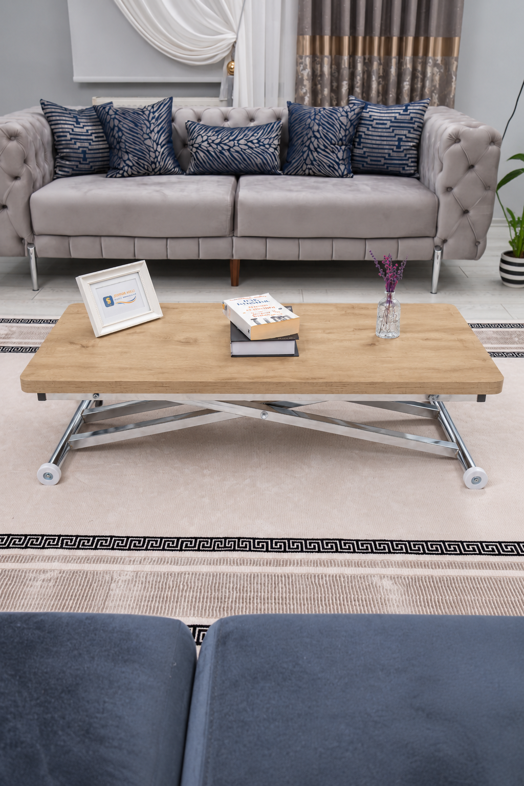 Home Akıllı Sehpa – SafirMeşe MDF Üst & Krom Kaplama Metal Ayak