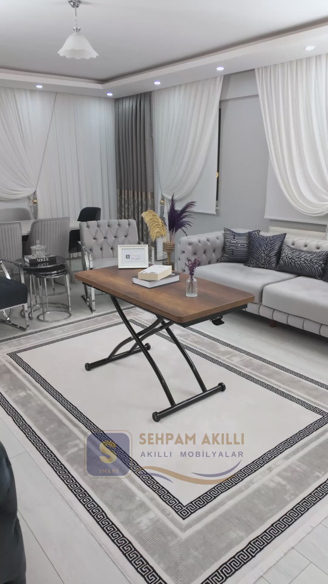 Video yükle: Juppo Akıllı Sehpa – Barok Koyu Ceviz MDF Üst &amp; Siyah Dışa Kıvrım Metal Ayak
